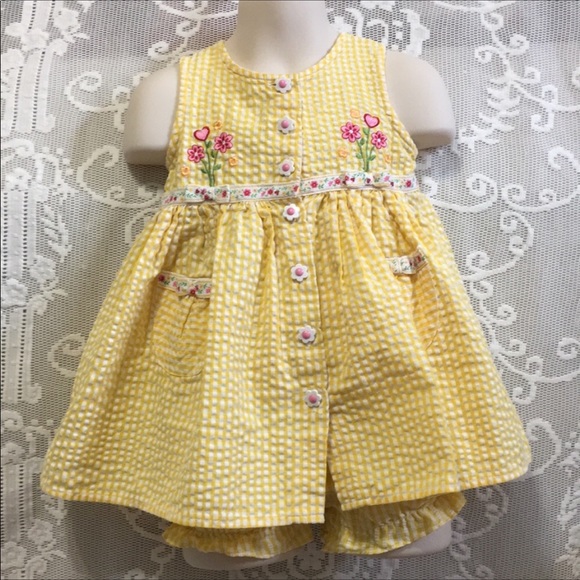 Seersucker Girls Sleeveless yellow and white Dress - Picture 2 of 6